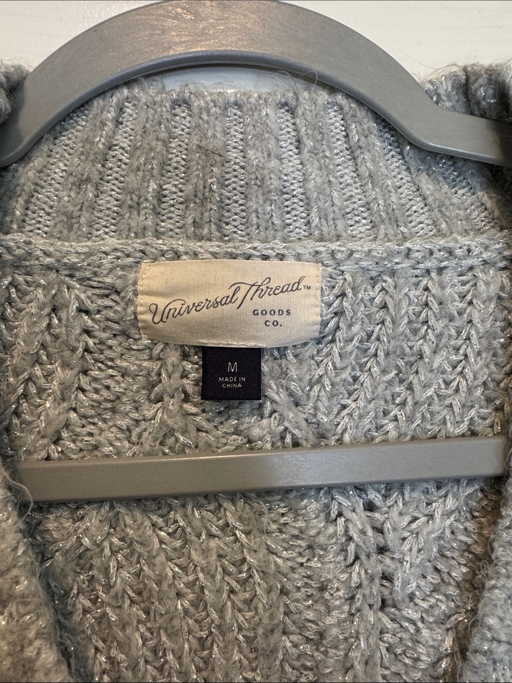 Universal Thread Light Gray Cable Knit V-Neck Cardigan - Picture 2 of 2